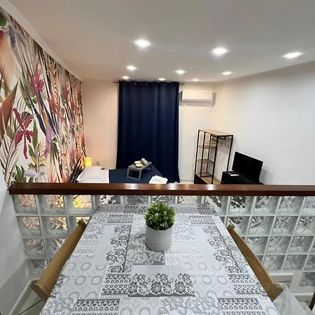 Savoia 270 * نابولي